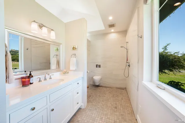 $1,750,000 | 416-418 Royal Meadows Court, Santa Rosa, CA 95404