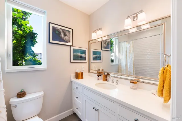 $1,750,000 | 416-418 Royal Meadows Court, Santa Rosa, CA 95404