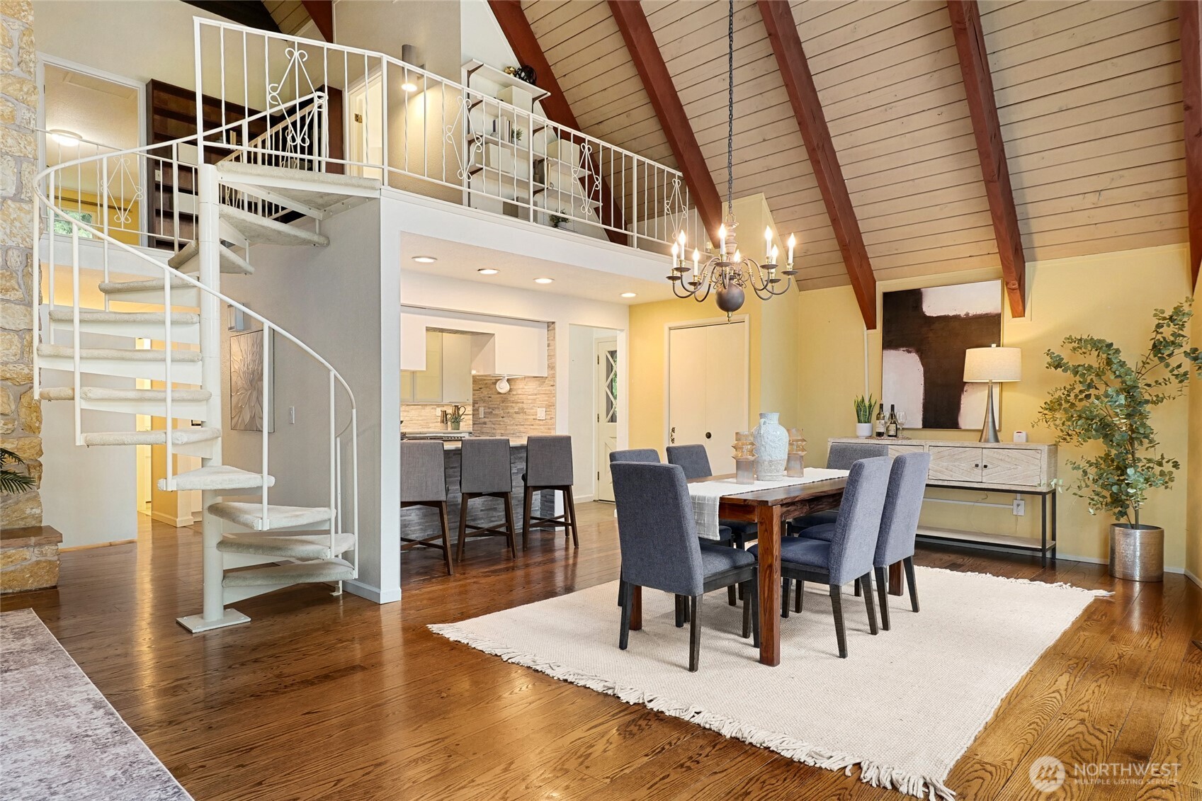 15731 Tiger Mountain Road Southeast Issaquah, WA 98027 - Photo 7 of 35 Gallery Image 7