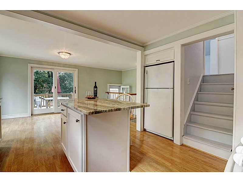 50 Sowams Road Barrington, RI 02806 - Photo 5 of 21 Kitchen.
