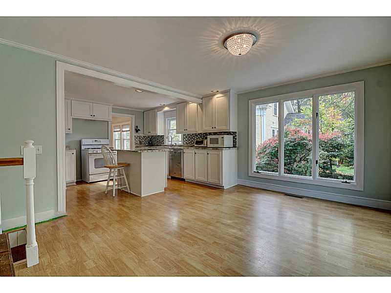 50 Sowams Road Barrington, RI 02806 - Photo 6 of 21 Kitchen.