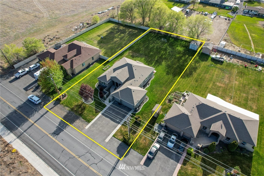 3028 Valley Road Northeast Moses Lake, WA 98837 - Photo 9 of 40 Gallery Image 9