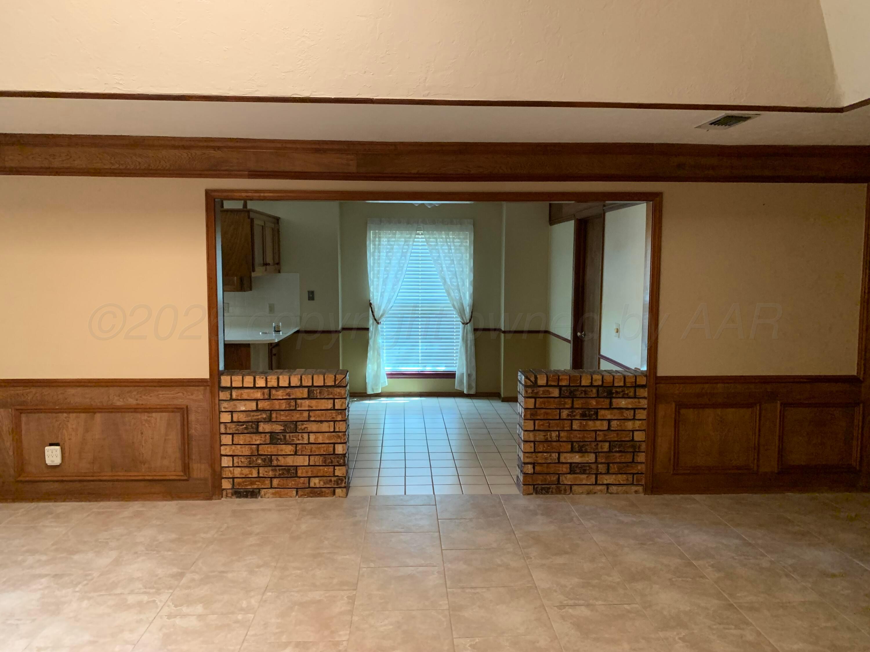 6101 Ridgewood Drive Amarillo, TX 79109 - Photo 10 of 28 a view of front door