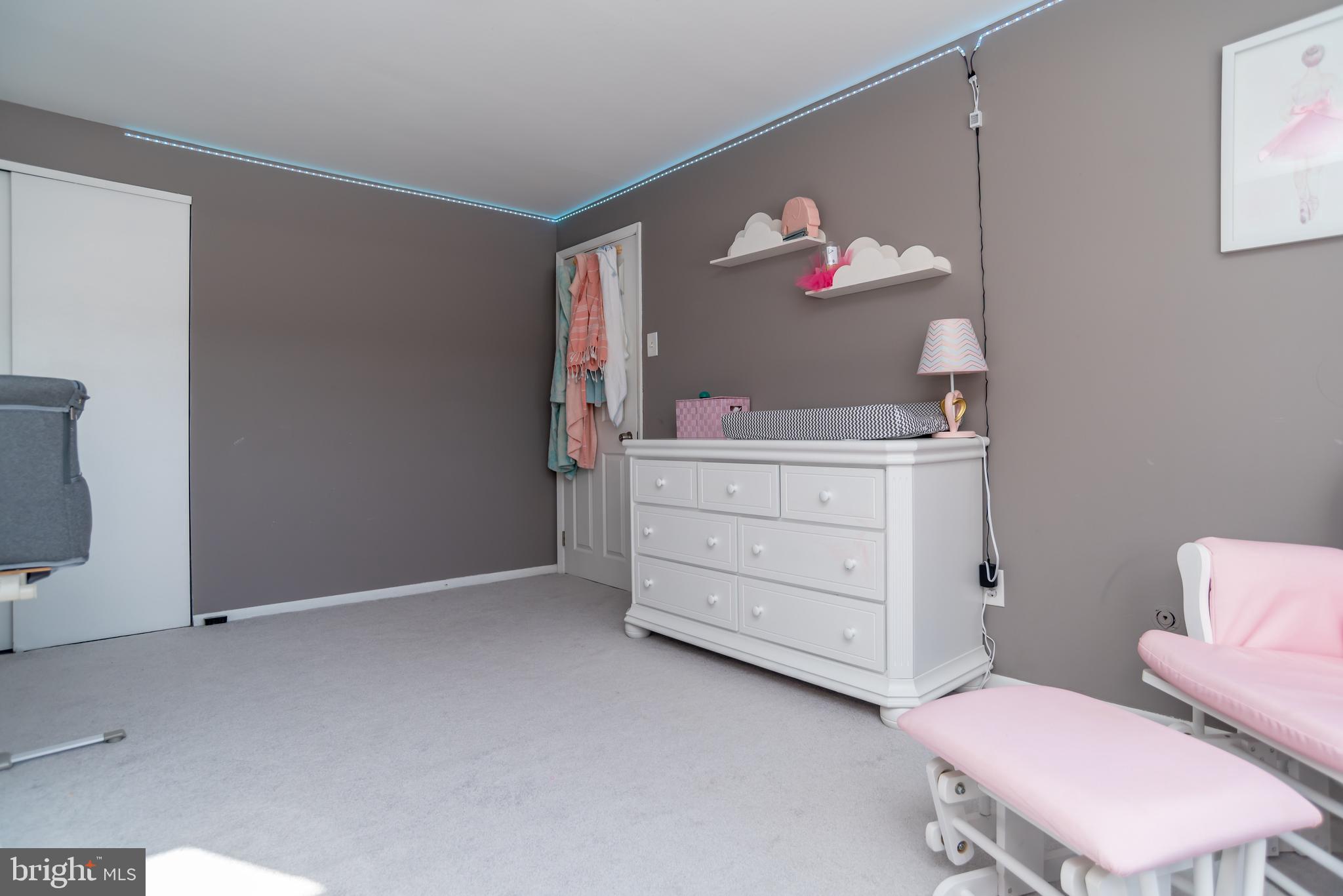 12326 Wyndom Road Philadelphia, PA 19154 - Photo 14 of 24 Gallery Image 14