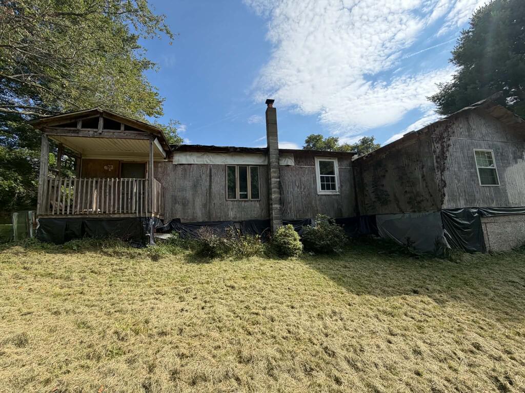 2414 Double Cabin Road Hillsville, VA 24343 - Photo 15 of 18 Gallery Image 15