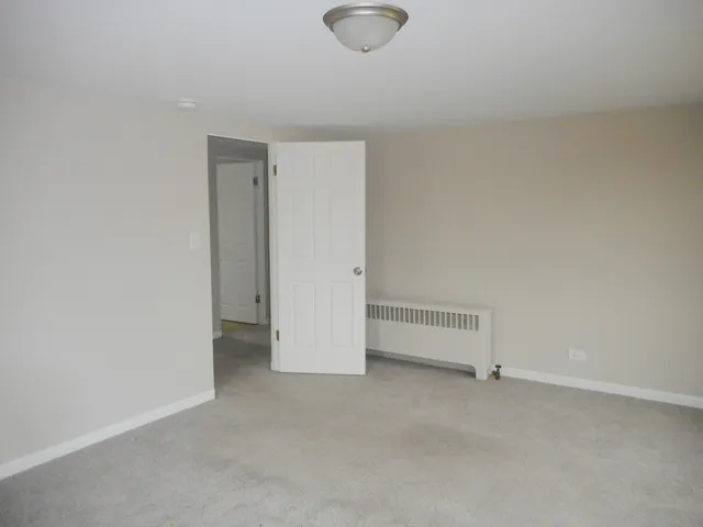 an empty room with an empty space