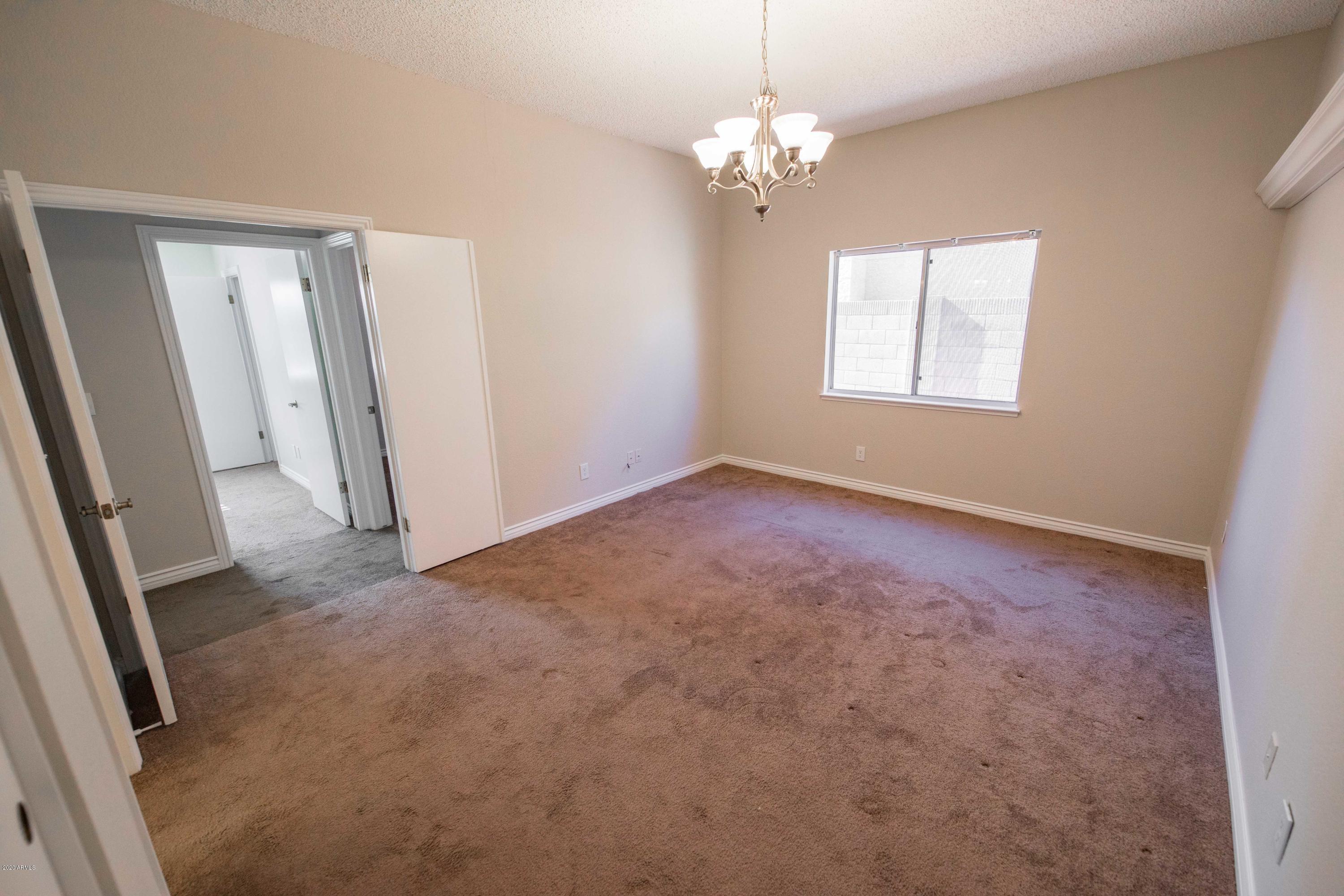 1833 East Hearn Road Phoenix, AZ 85022 - Photo 13 of 23 1833_E_Hearn_Rd_(38_of_54)