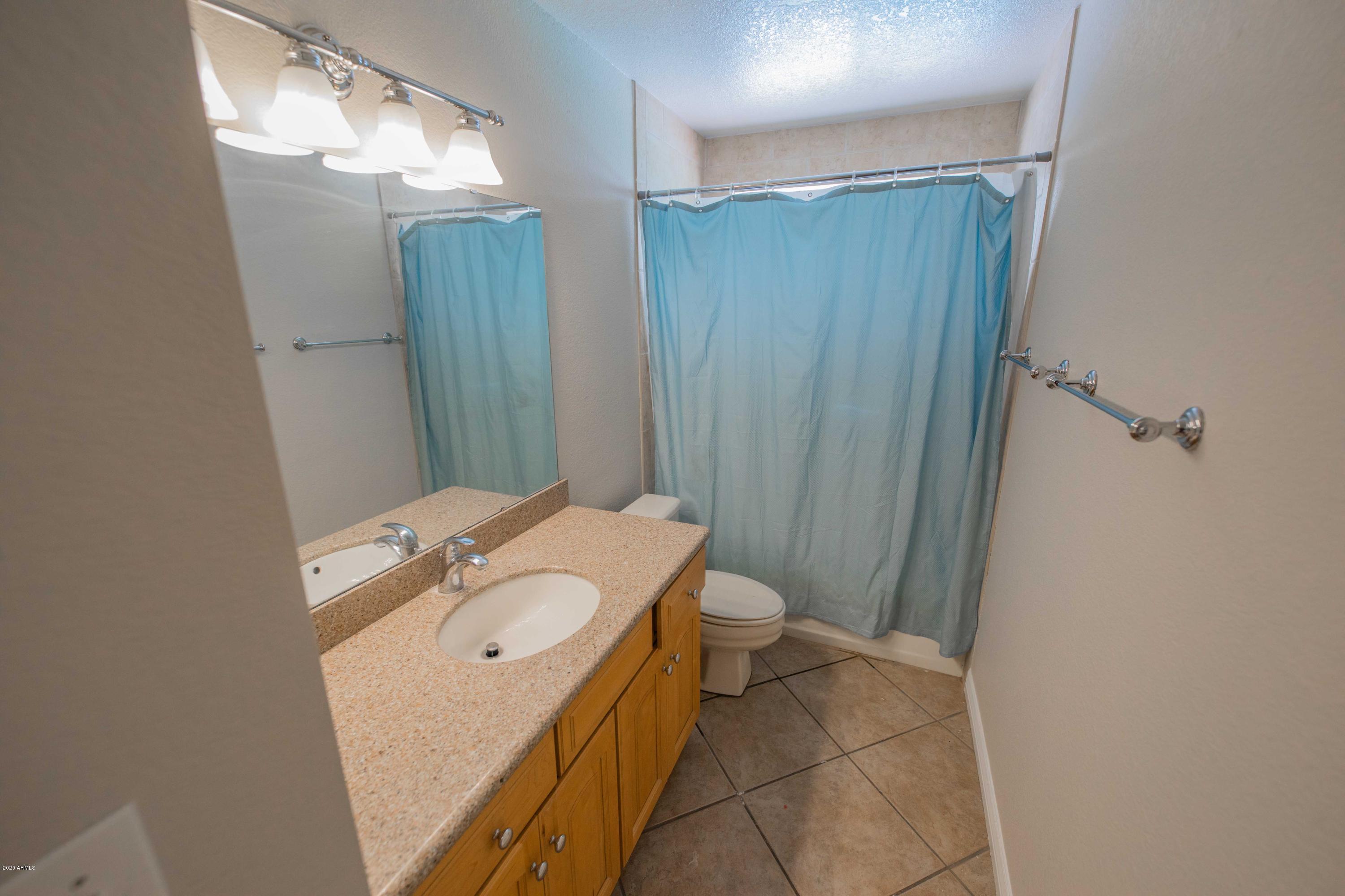 1833 East Hearn Road Phoenix, AZ 85022 - Photo 20 of 23 1833_E_Hearn_Rd_(44_of_54)