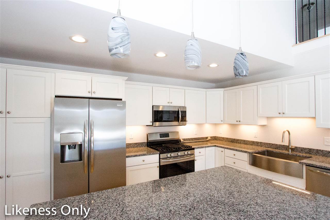 53 Clover Lane Colchester, VT 05446 - Photo 11 of 40