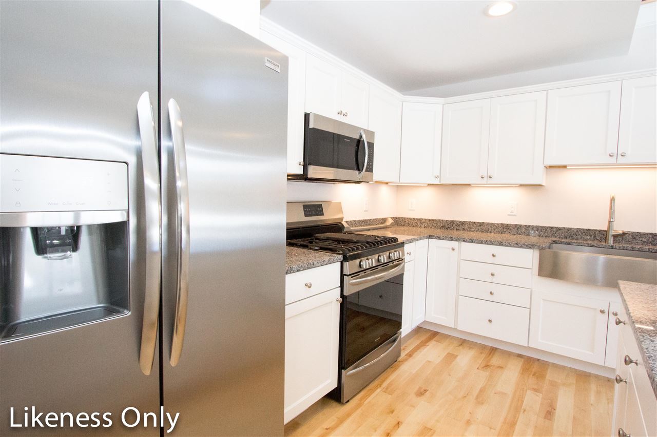 53 Clover Lane Colchester, VT 05446 - Photo 13 of 40