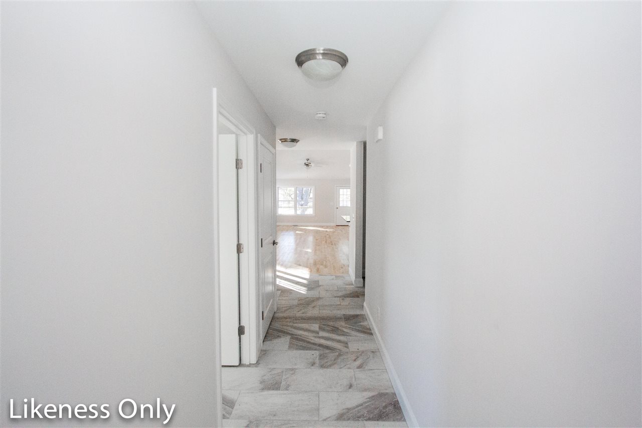 53 Clover Lane Colchester, VT 05446 - Photo 4 of 40