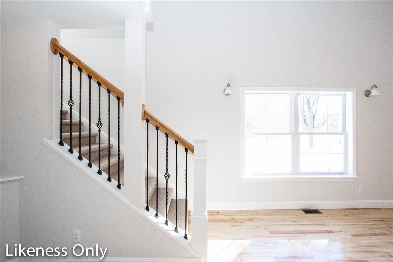 53 Clover Lane Colchester, VT 05446 - Photo 8 of 40