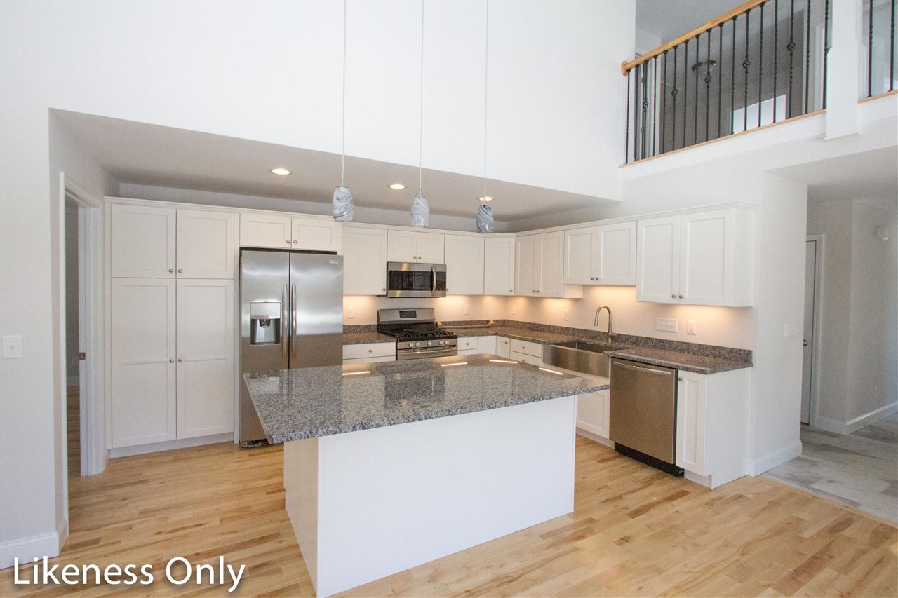 53 Clover Lane Colchester, VT 05446 - Photo 10 of 40