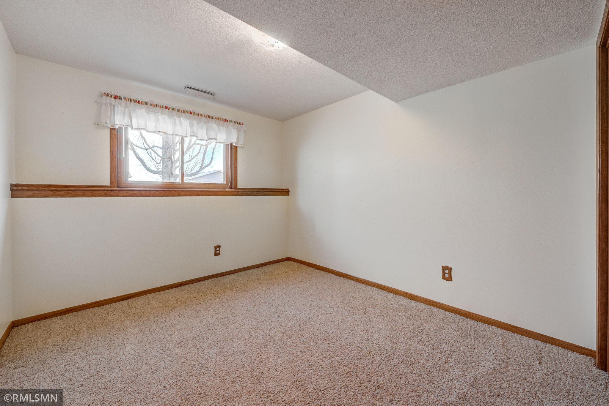 3704 Chestnut Lane Southwest Rochester, MN 55902 - Photo 22 of 34