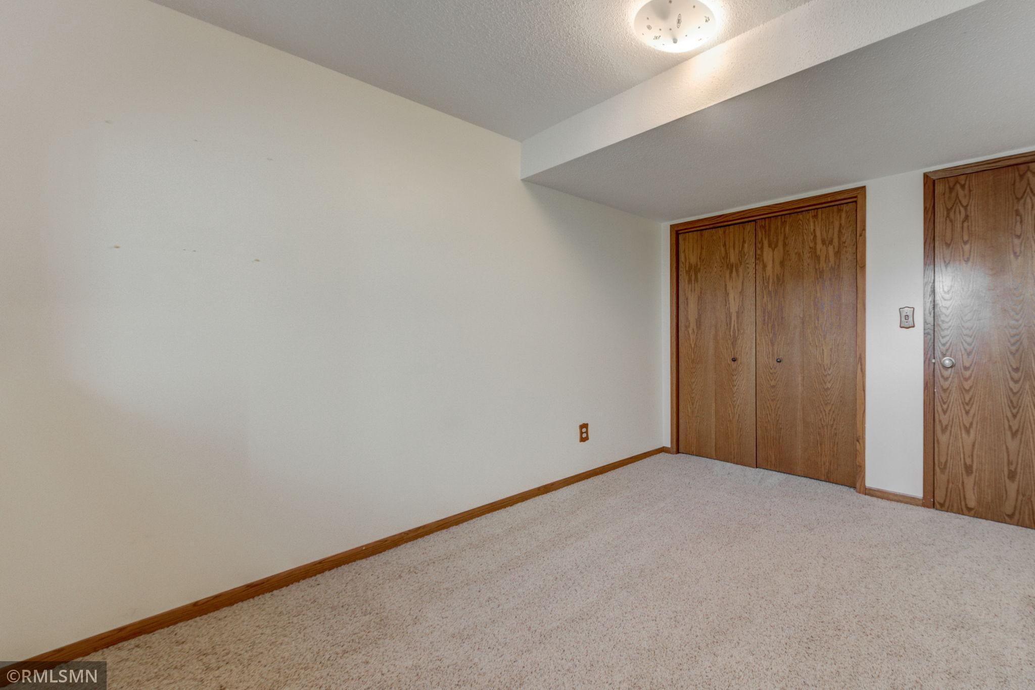3704 Chestnut Lane Southwest Rochester, MN 55902 - Photo 23 of 34