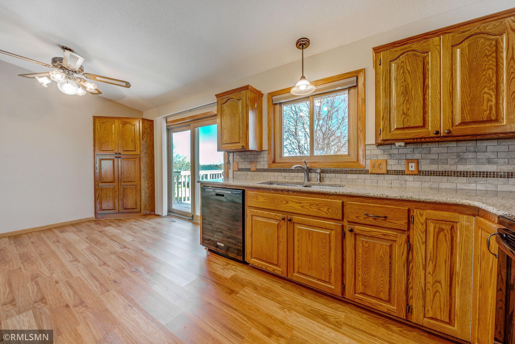 3704 Chestnut Lane Southwest Rochester, MN 55902 - Photo 6 of 34