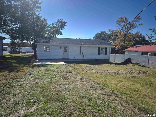 $85,000 | 802 Dillard Street, Eldorado, IL 62930