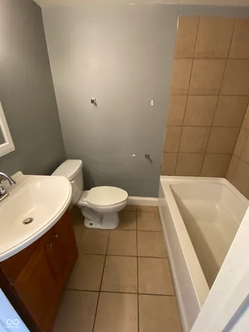 $795 | 318 North Clark Street, Unit 3, Lebanon, IN 46052