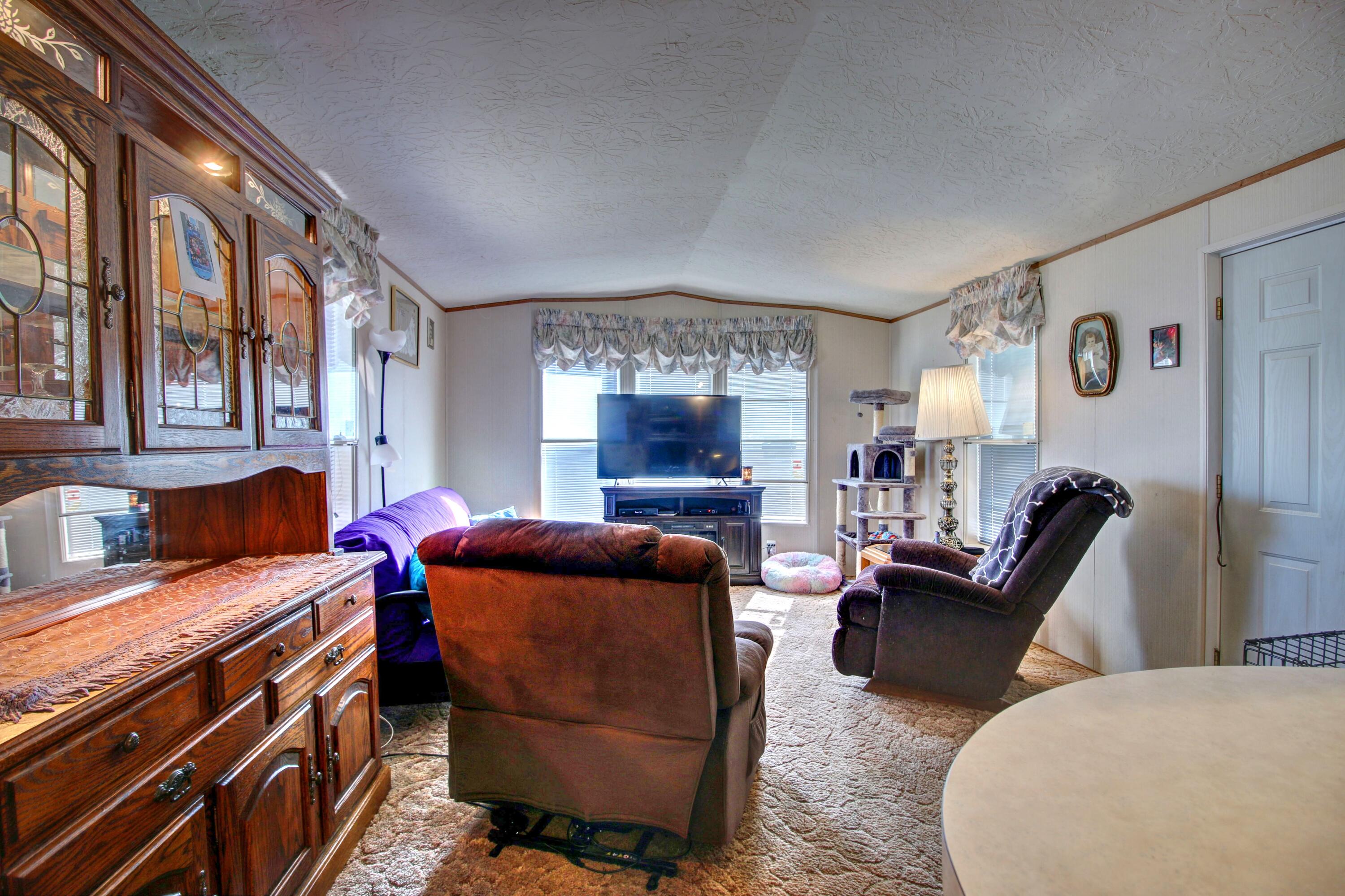 8401 Old Stage Road, Unit 46 Central Point, OR 97502 - Photo 10 of 26 11