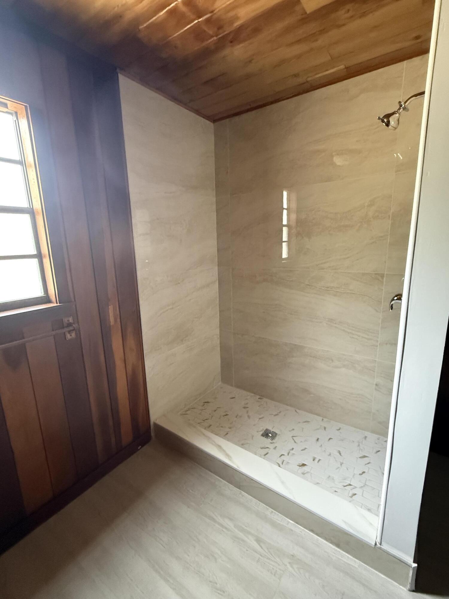 3611 Elizabeth Street Palm Springs, FL 33461 - Photo 15 of 19