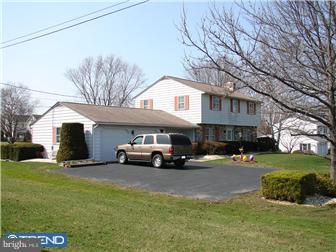1035 Valley Road Telford, PA 18969 - Photo 2 of 12 Exterior Front
