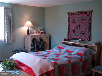 1035 Valley Road Telford, PA 18969 - Photo 9 of 12 Bedroom - Main