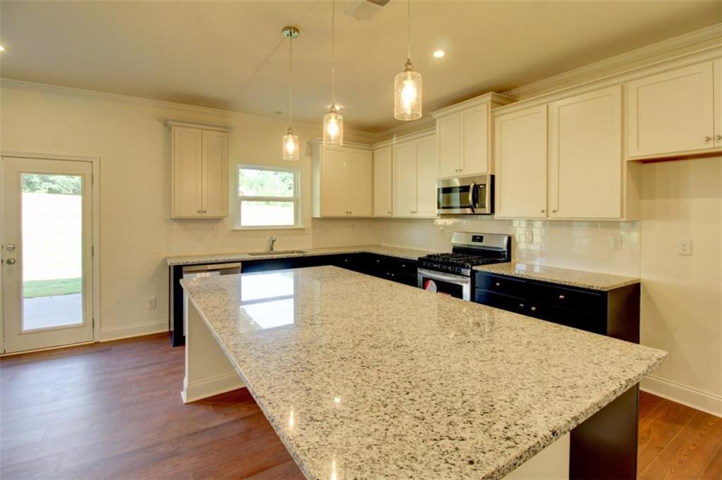 23 Woodland Road Covington, GA 30016 - Photo 11 of 36
