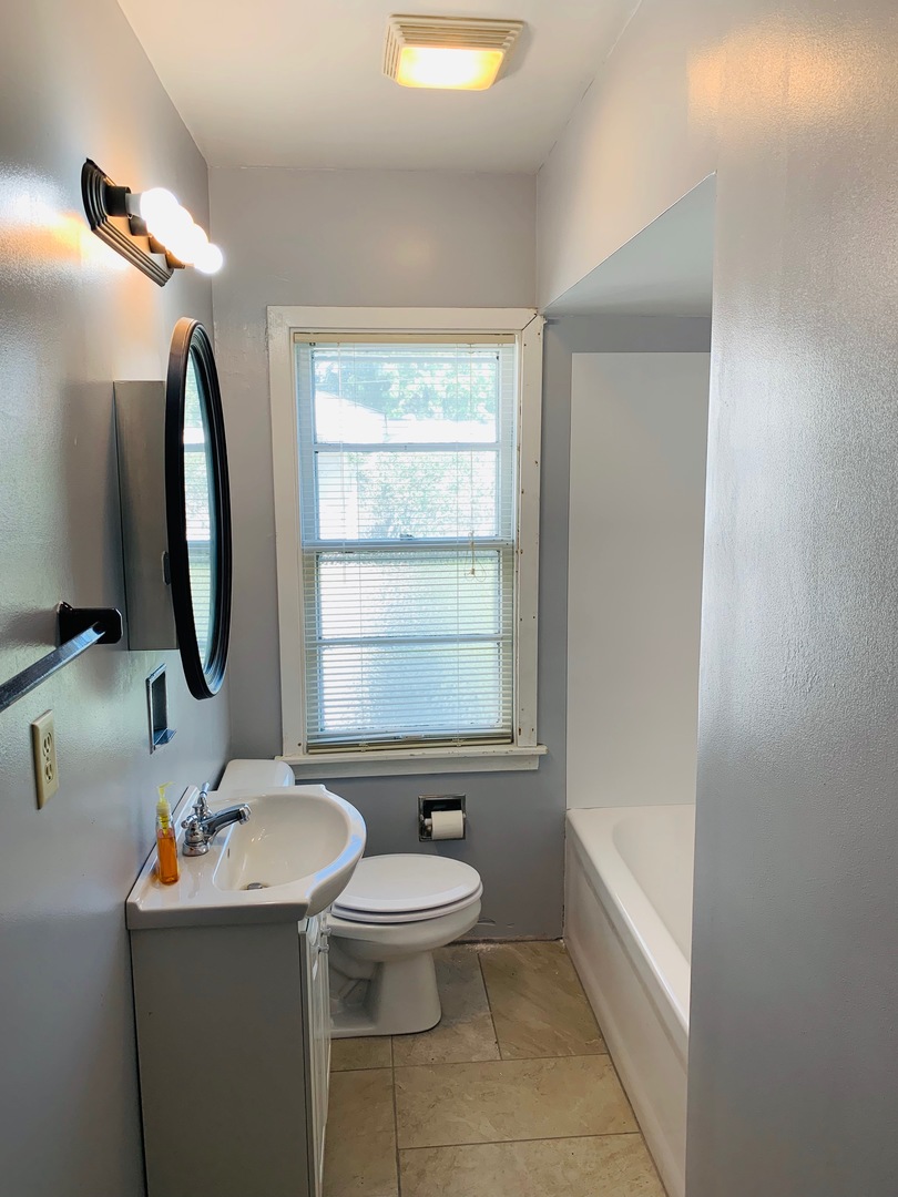 543 South 3rd Street Rochelle, IL 61068 - Photo 9 of 19