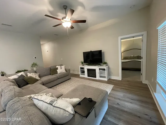 $2,500 | 226 Bayou Bend Lane, Panama City, FL 32404