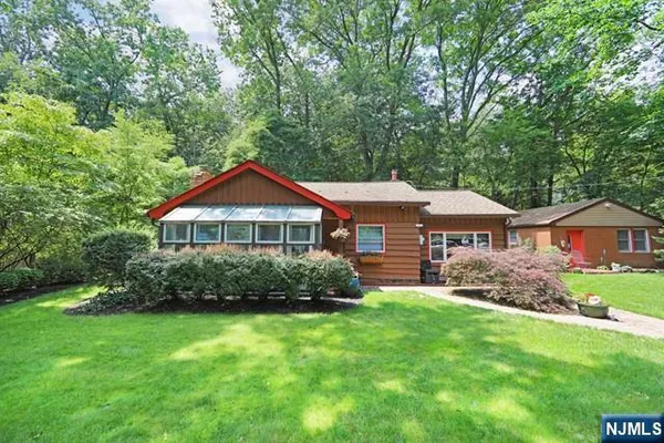 $4,500 | 87 Upper Saddle River Road, Montvale, NJ 07645