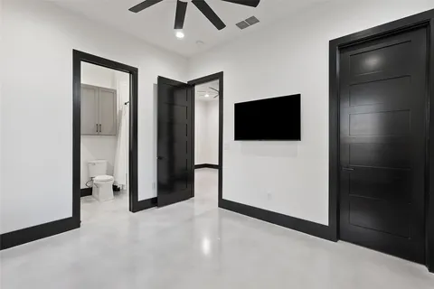 $1,950,000 | 561 Broken Bit Trail, Dripping Springs, TX 78620