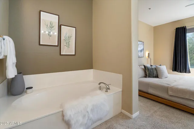 $625,000 | 19550 North Grayhawk Drive, Unit 1049, Scottsdale, AZ 85255