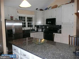 3511 Caley Road Newtown Square, PA 19073 - Photo 2 of 6 Kitchen