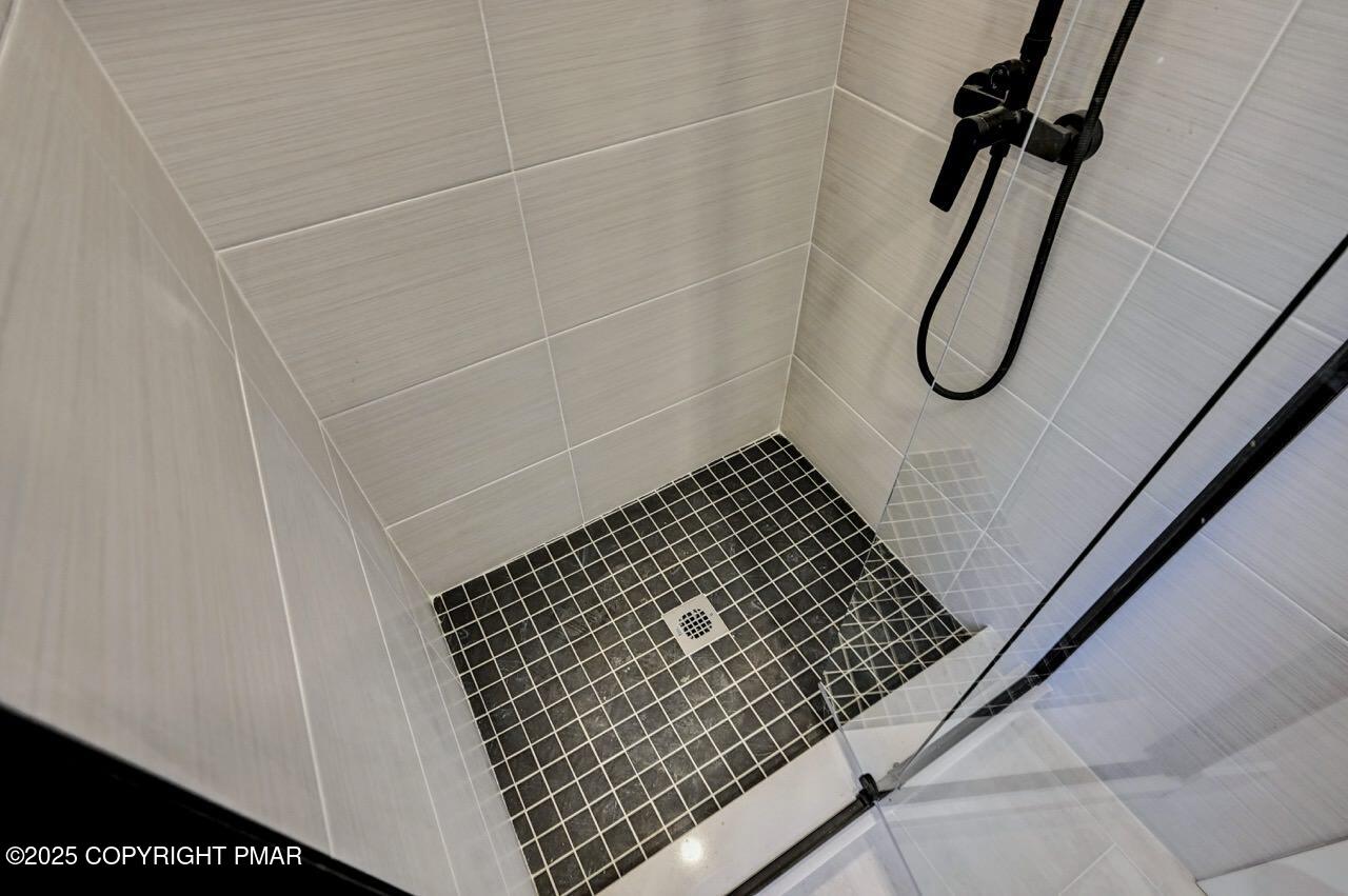 205 Winona Road Mount Pocono, PA 18344 - Photo 24 of 47 a close view of shower tap