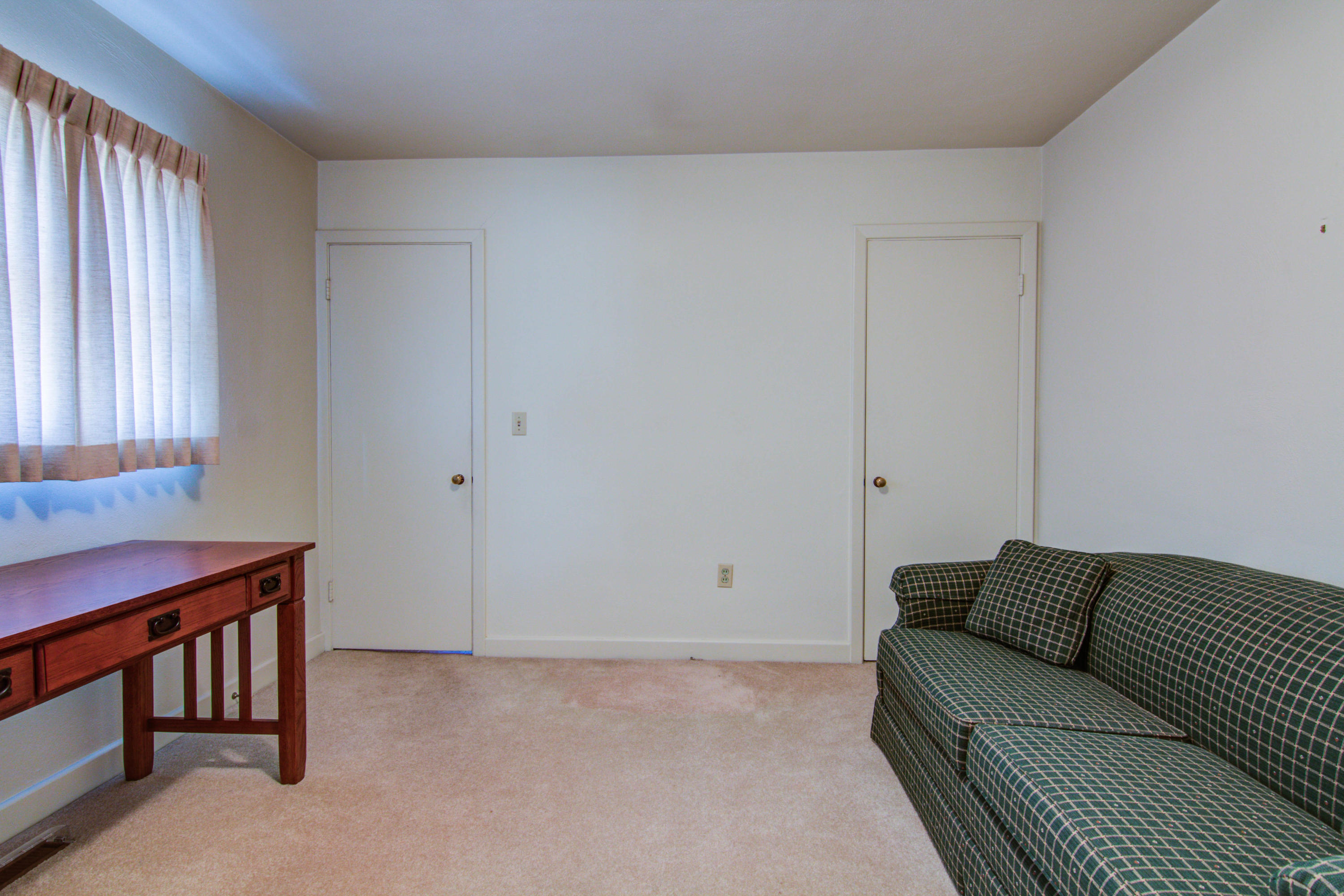 5250 Hawthorne Road Northwest Roanoke, VA 24012 - Photo 14 of 24 IMG_2461_2_3_4_5