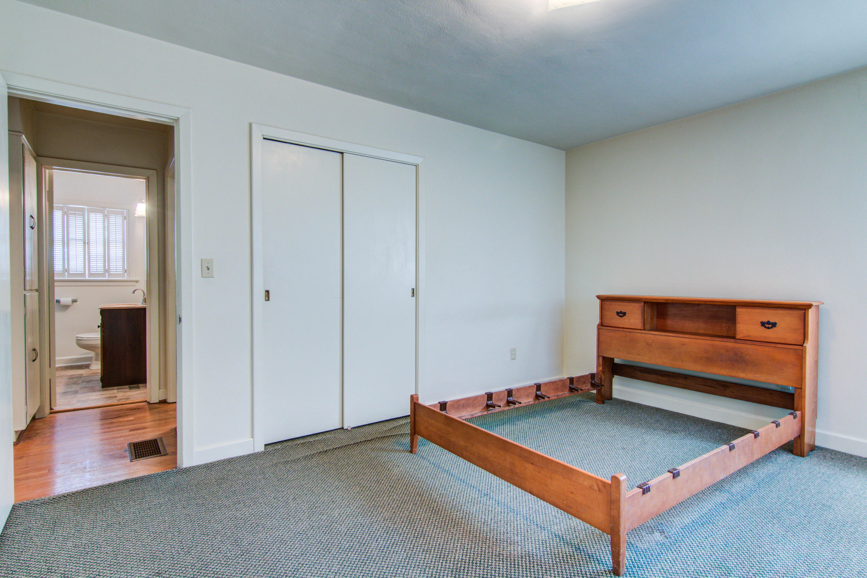 5250 Hawthorne Road Northwest Roanoke, VA 24012 - Photo 18 of 24 IMG_2486_87_88_89_90