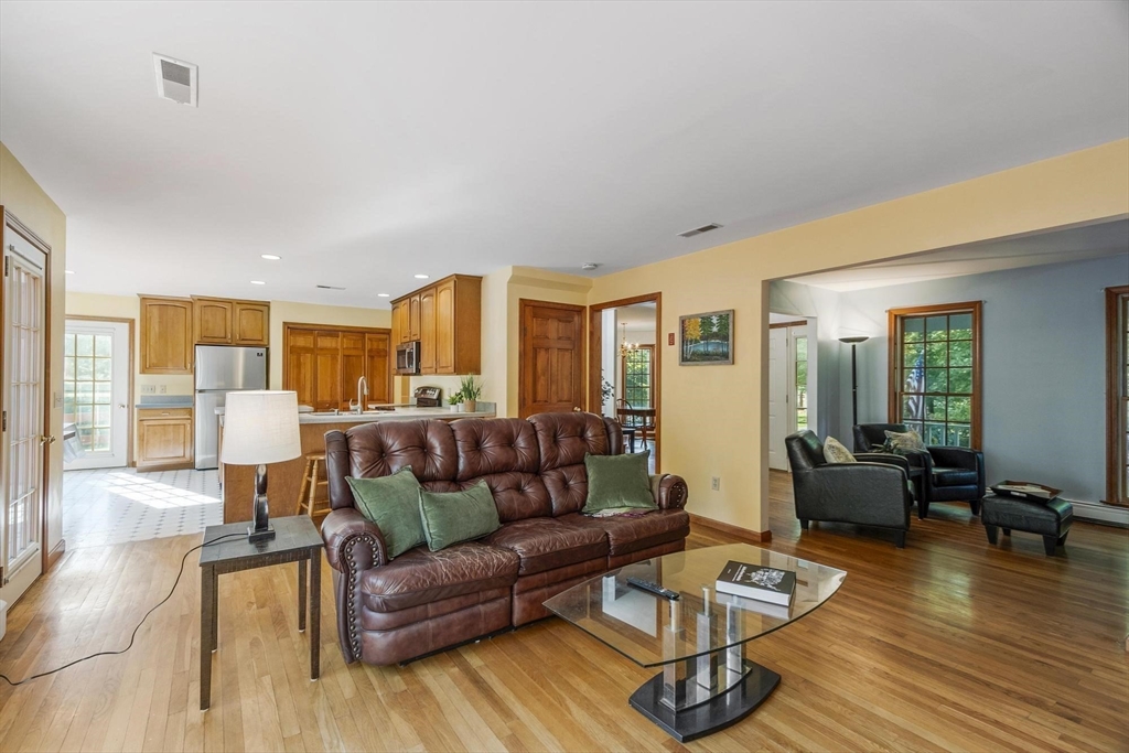 3 Farmstead Way Littleton, MA 01460 - Photo 13 of 41 Gallery Image 13