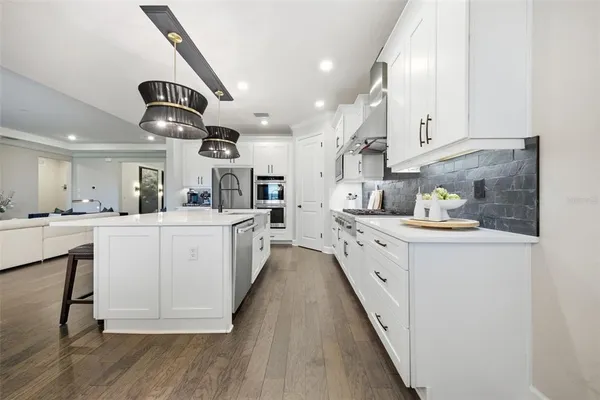$975,000 | 4430 Pond Brook, Bradenton, FL 34211
