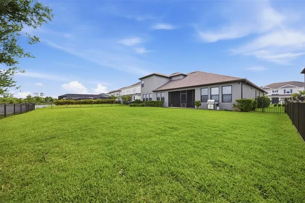 $975,000 | 4430 Pond Brook, Bradenton, FL 34211