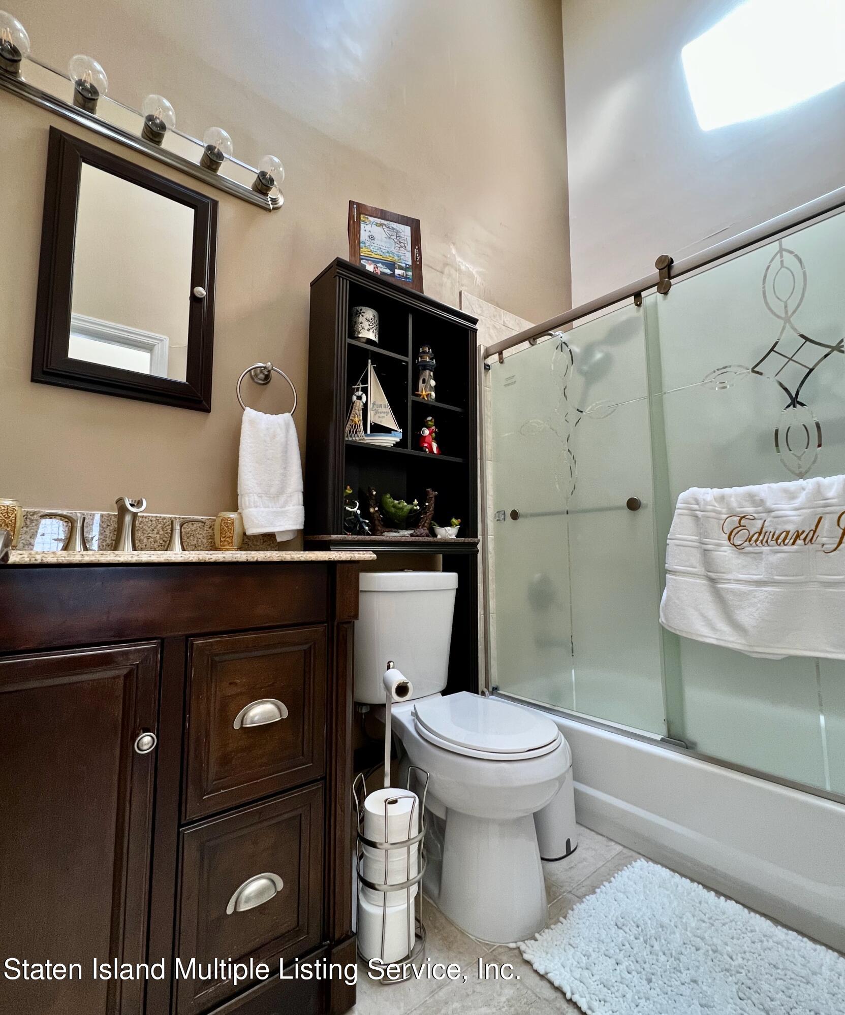 62 Sable Loop Staten Island, NY 10306 - Photo 13 of 15 62 Sable - 15