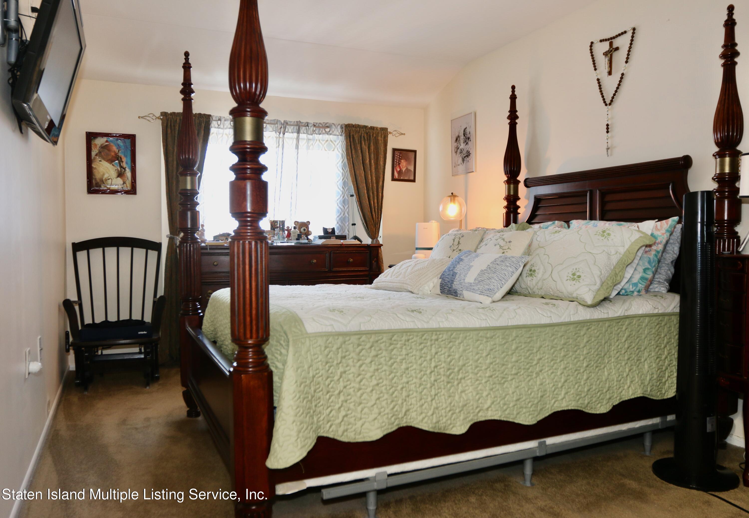 62 Sable Loop Staten Island, NY 10306 - Photo 10 of 15 62 Sable - 12