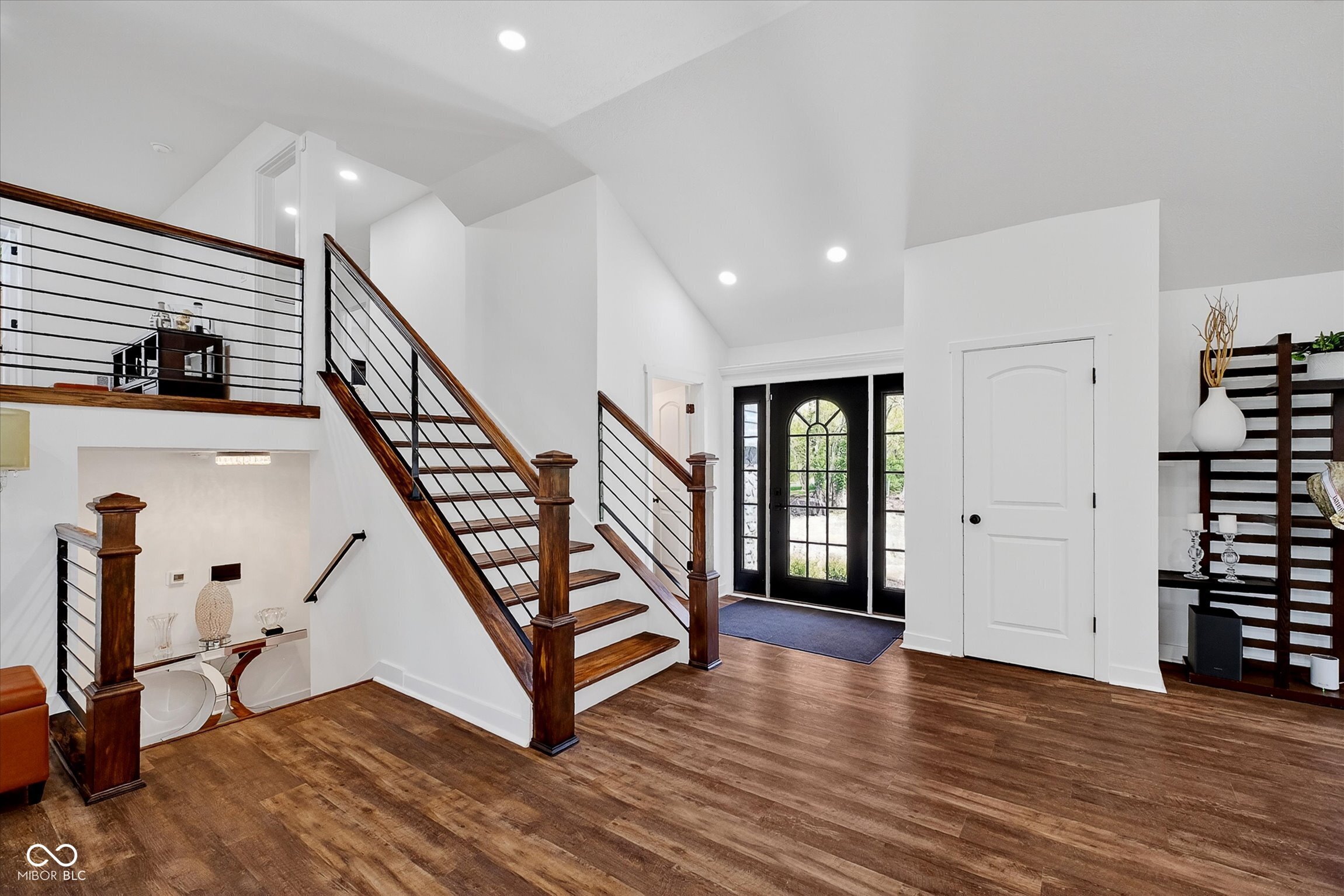 5726 Cooper Road Indianapolis, IN 46228 - Photo 7 of 65