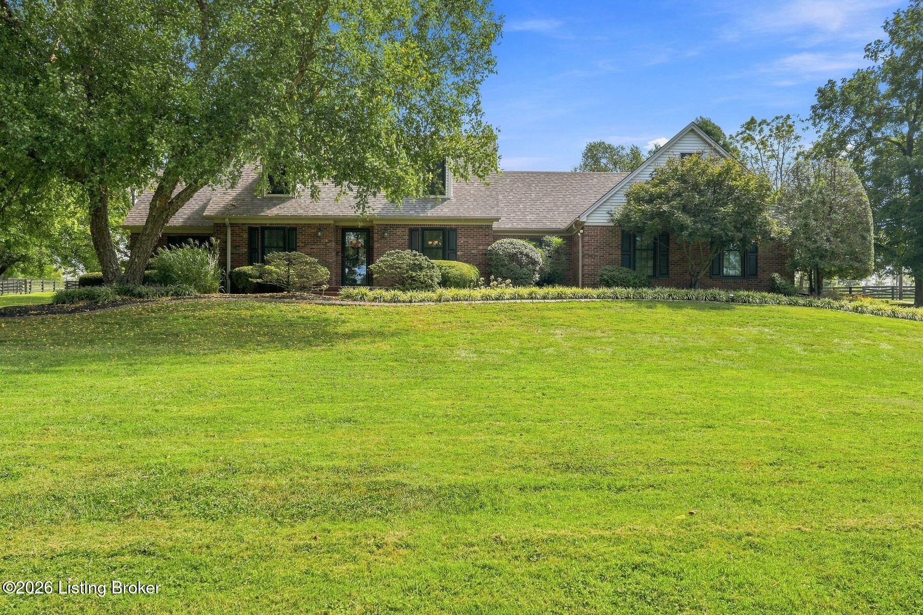 1799 Veechdale Road Simpsonville, KY 40067 - Photo 2 of 75 photo_online_002