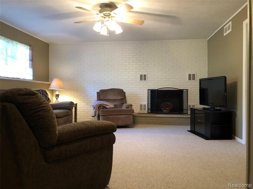 2841 Grant Road Rochester Hills, MI 48309 - Photo 31 of 47