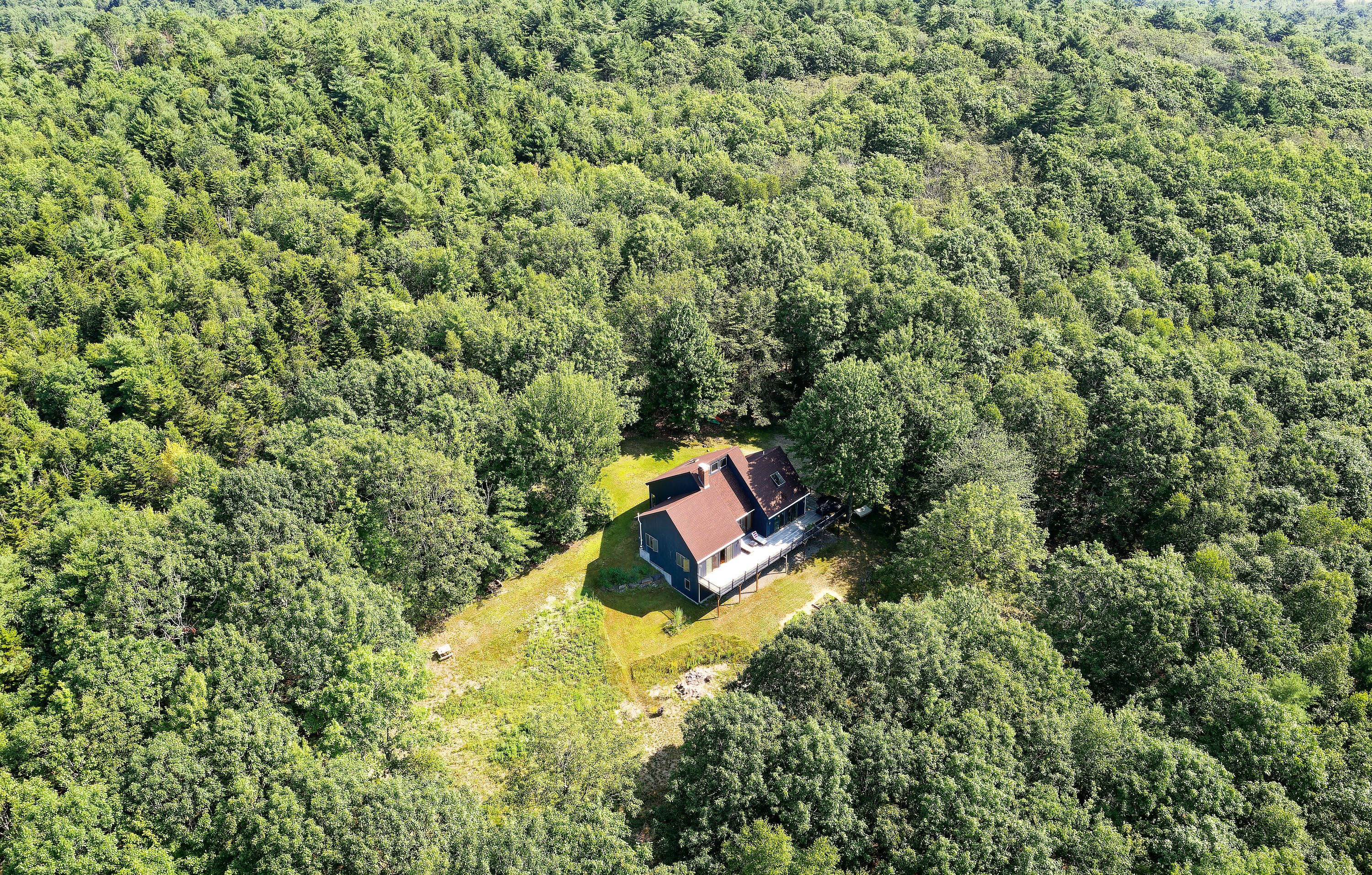 184 Oak Ridge Waldoboro, ME 04572 - Photo 2 of 33 04-184OakRidge-AT
