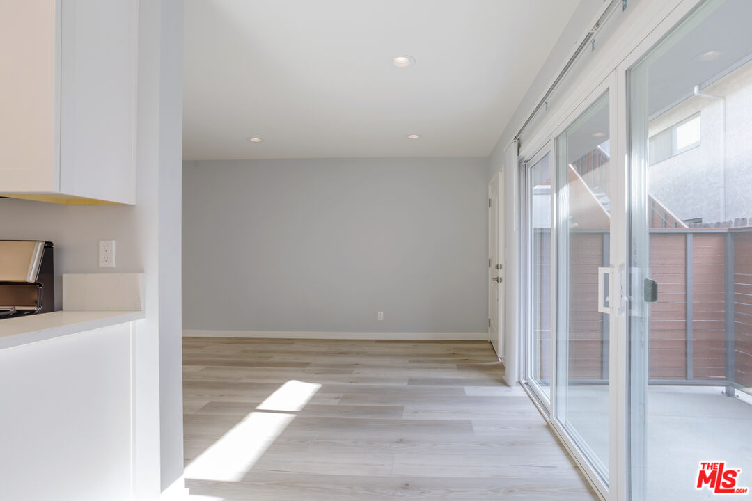 1116 San Rafael Avenue, Unit 2 Glendale, CA 91202 - Photo 8 of 16