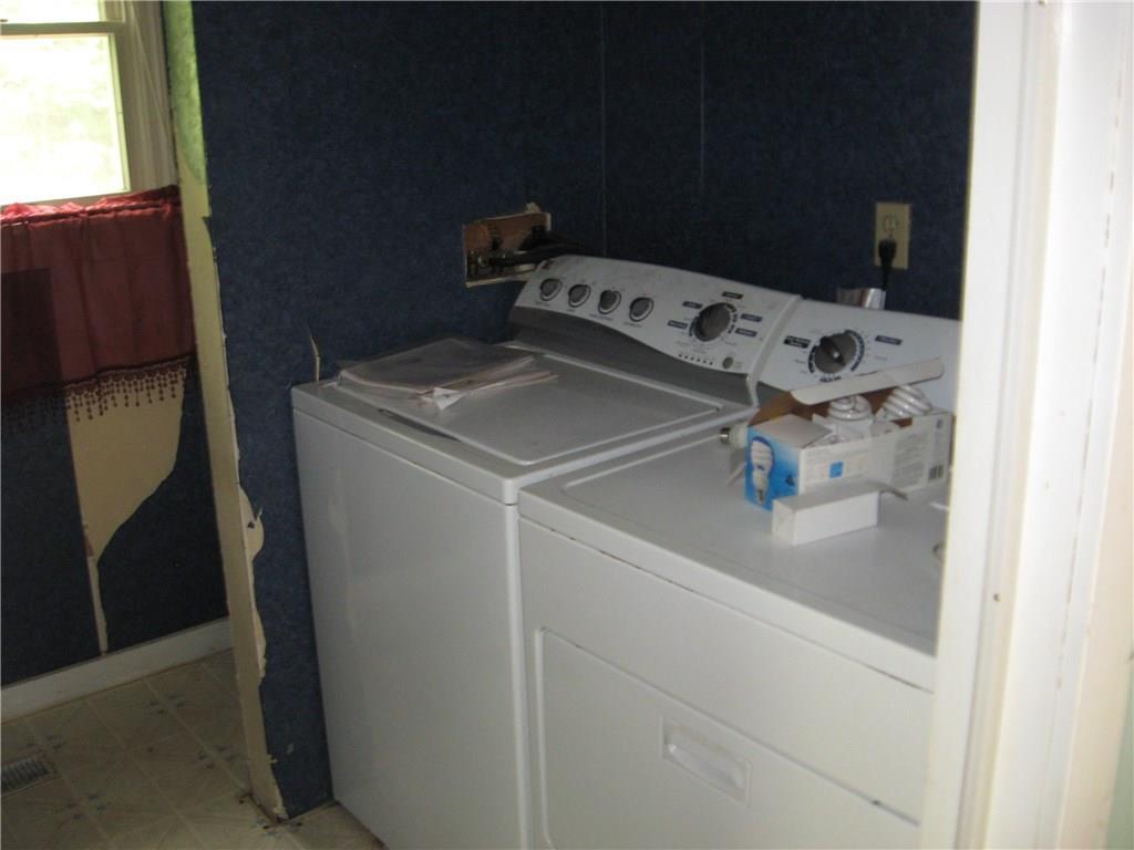 917 Biscay Road Bremen, ME 04551 - Photo 15 of 21 Laundry