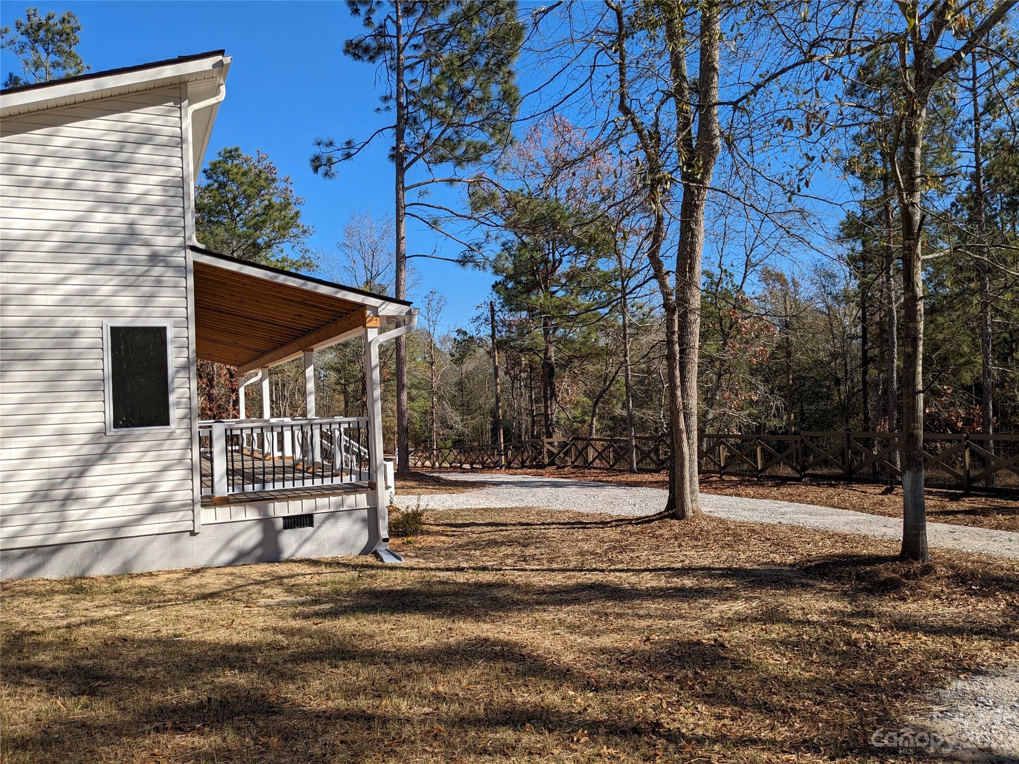 1060 Tom Gandy Road Kershaw, SC 29067 - Photo 6 of 43 Gallery Image 6
