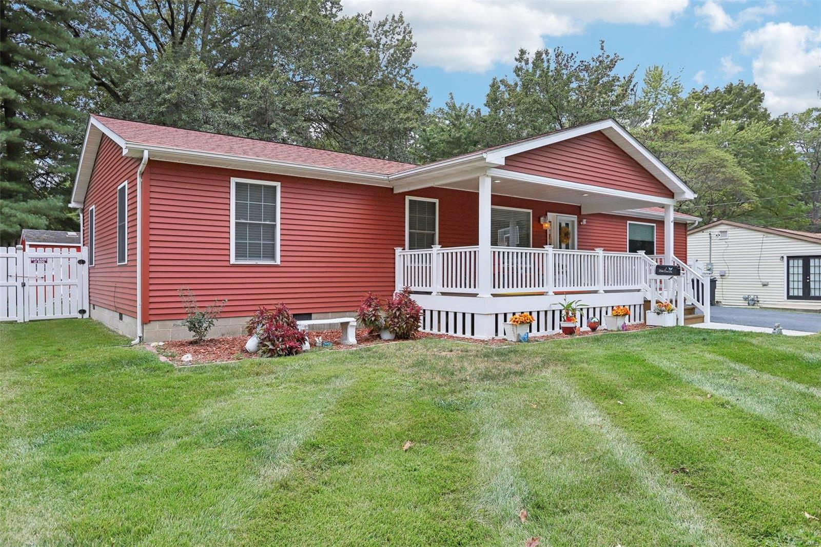 7 Belle Crest Drive Belleville, IL 62221 - Photo 2 of 48