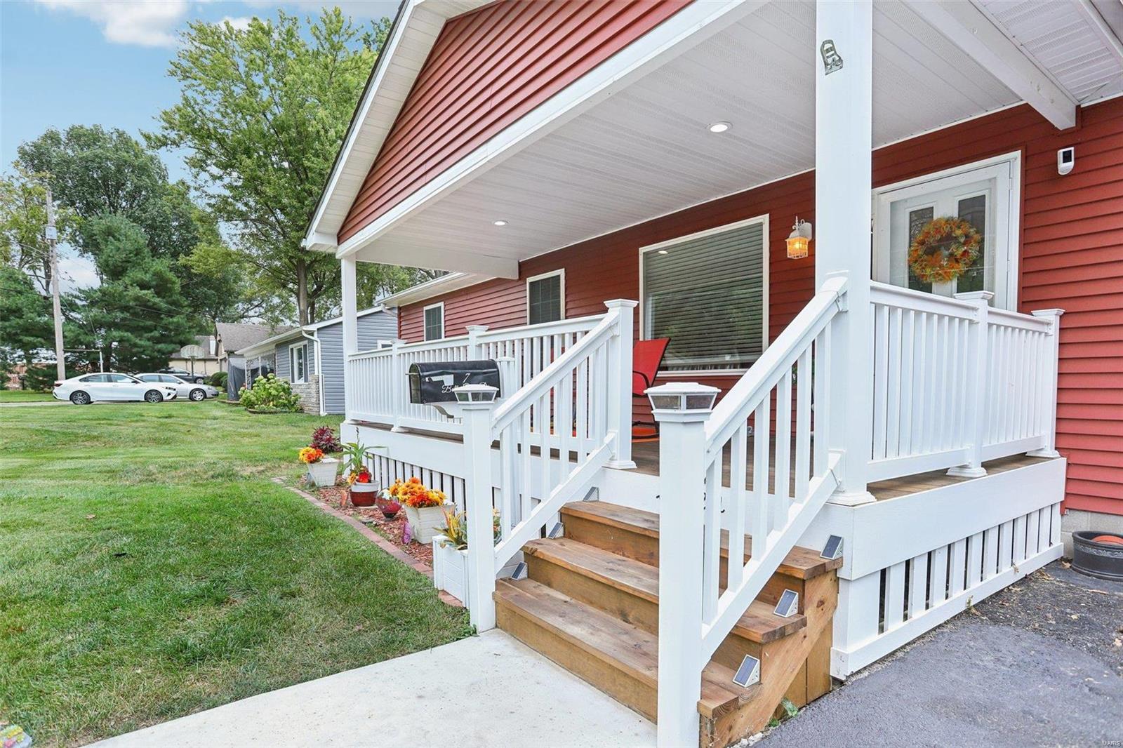 7 Belle Crest Drive Belleville, IL 62221 - Photo 5 of 48